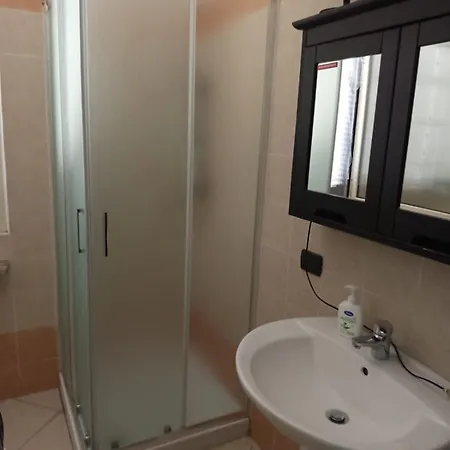 Cozy 55-m2 Flat Close To The Countryside In *